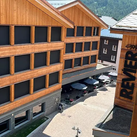 Revier Mountain Hotell *