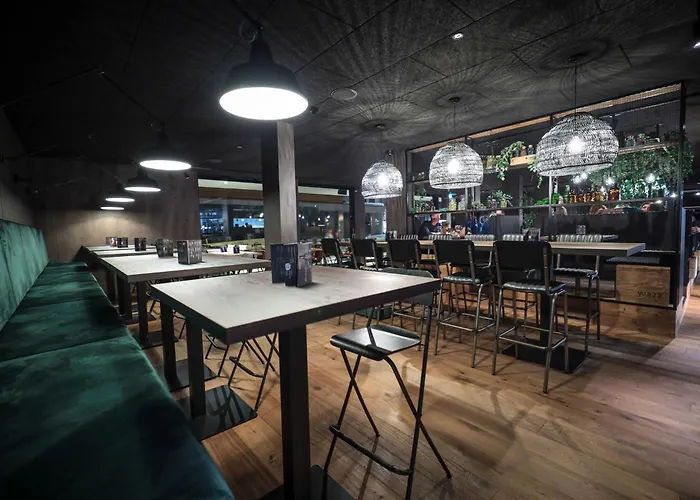 Revier Mountain Hotel *