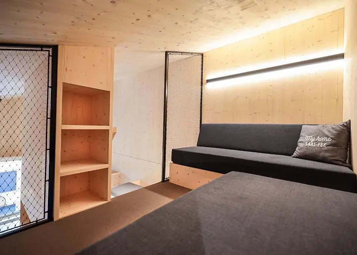 Revier Mountain Otel *