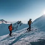 Revier Mountain サース フェー