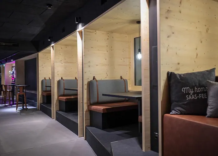 Revier Mountain Szálloda *